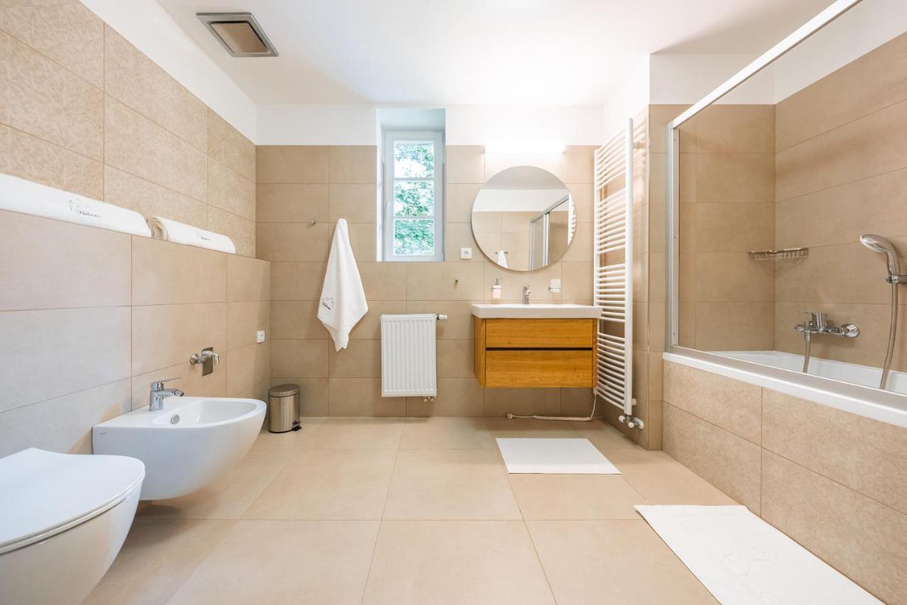 Apartman U Vlka - Hubertus, Карлова Студанка Екстер'єр фото