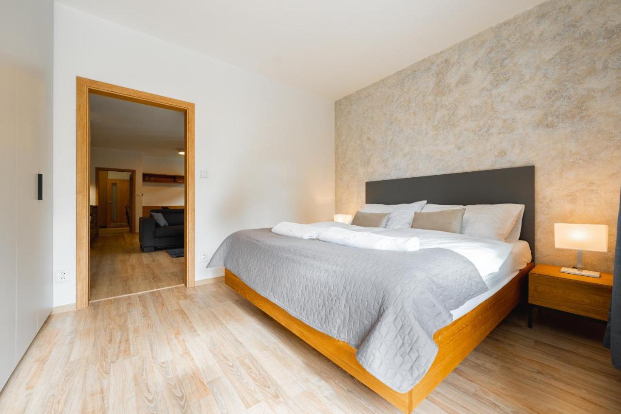 Apartman U Vlka - Hubertus, Карлова Студанка Екстер'єр фото
